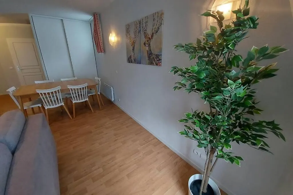 Appartement Moderne, Hyper-centre - 6/8 pers. 0*, Bagnères-de-Luchon