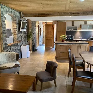 https://la-ferme-du-fay.hotels-rhonealpes.com
